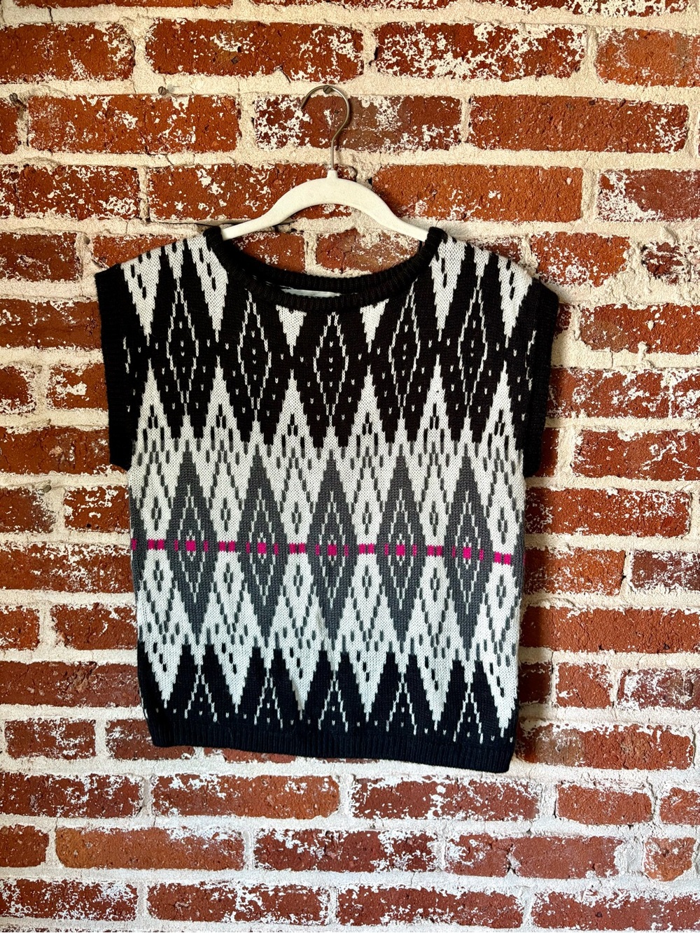 Y2K Rave Patterned Sweater Vest - Picture 2 of 6
